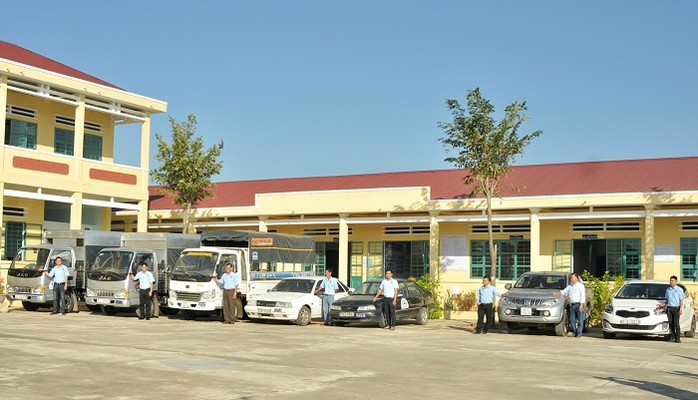 EMC lắp đặt đèn tín hiệu giao thông cho sân sát hạch lái xe An Phú Thiện